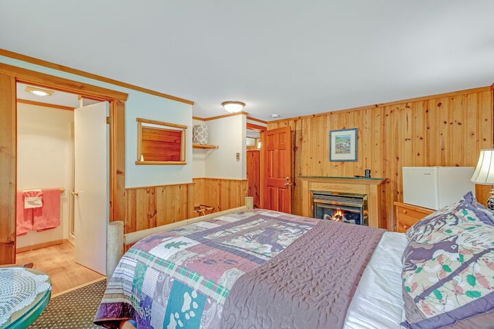 Room 75 of 189
