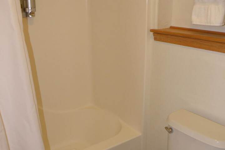 Room 20 of 37
