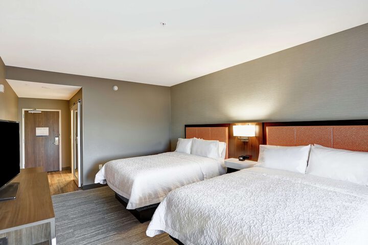 Room 13 of 31
