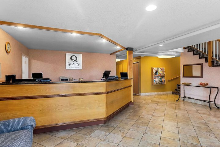 Quality Inn & Suites Vancouver - Hazel Dell