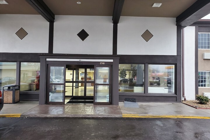 Royal Inn