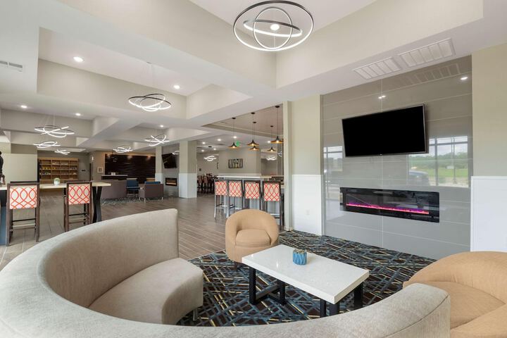 Hotel Interior 10 of 57