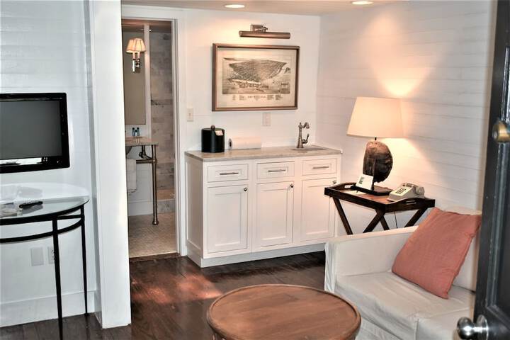 Room 218 of 259