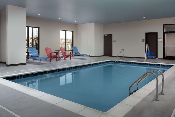 Pool 5 of 37