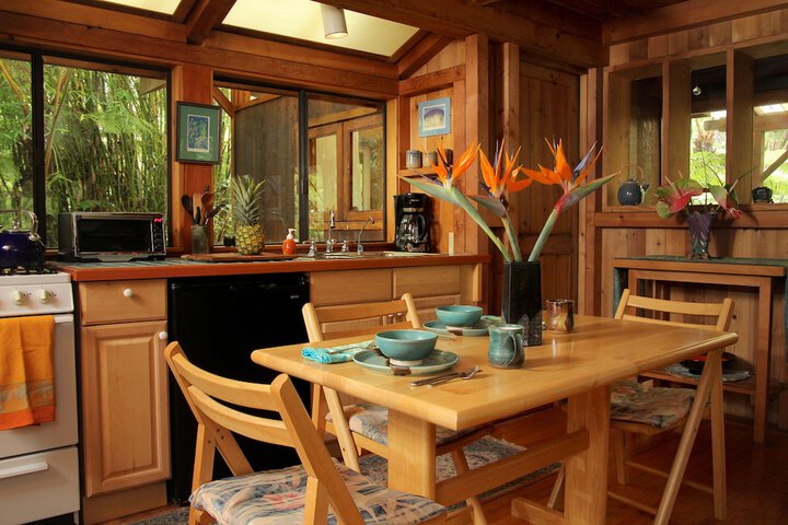 Volcano Rainforest Retreat