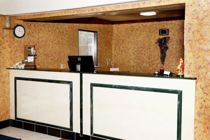 Hotel Interior 15 of 31