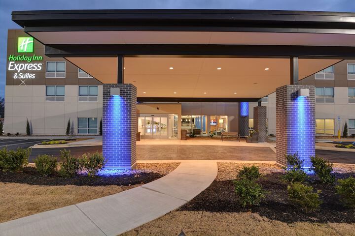 Hotel 3 of 49