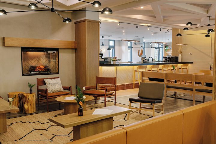 Hotel Interior 12 of 36