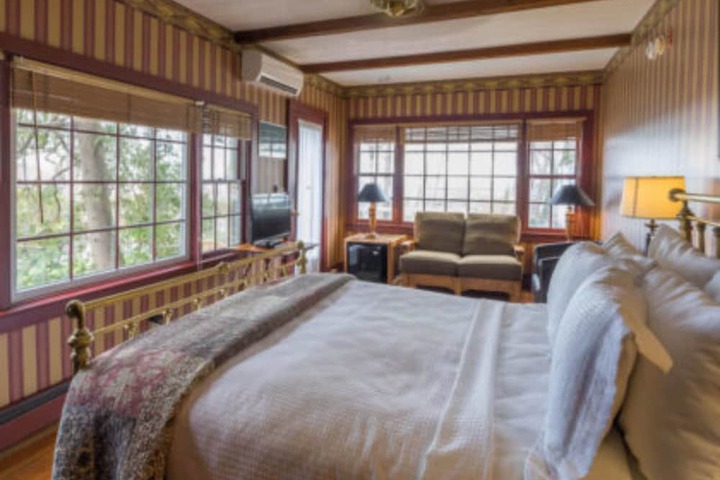 Snug Cottage