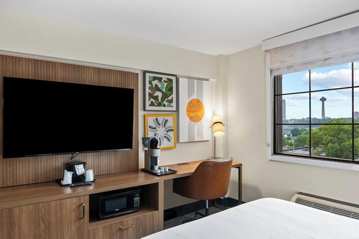 Room 53 of 129