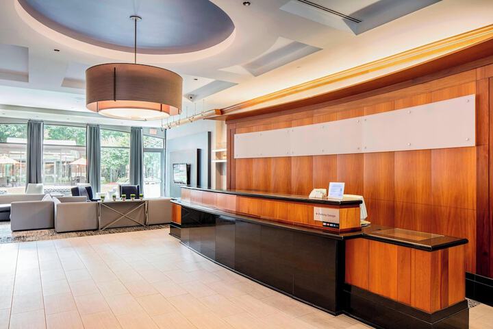 Courtyard by Marriott Boston Brookline