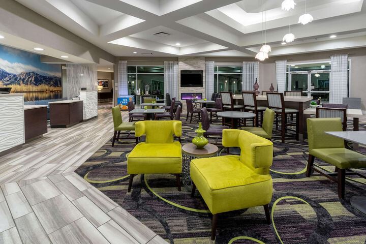 Hotel Interior 4 of 26