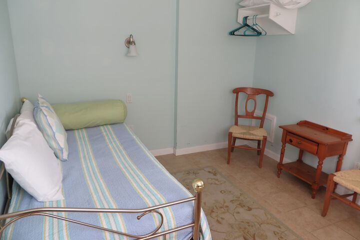 Room 37 of 124