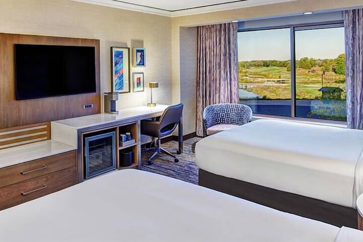 Mystic Lake Casino Hotel