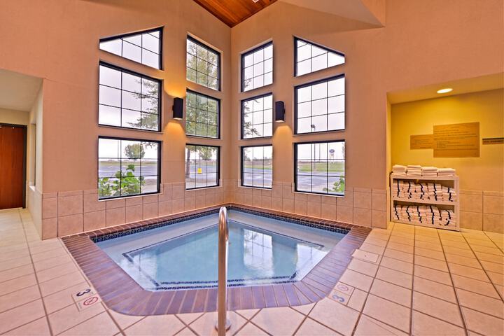 Pool 5 of 32