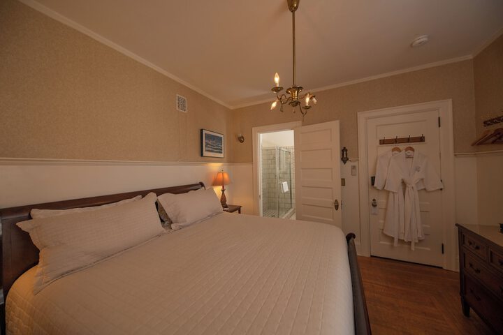 Room 76 of 149