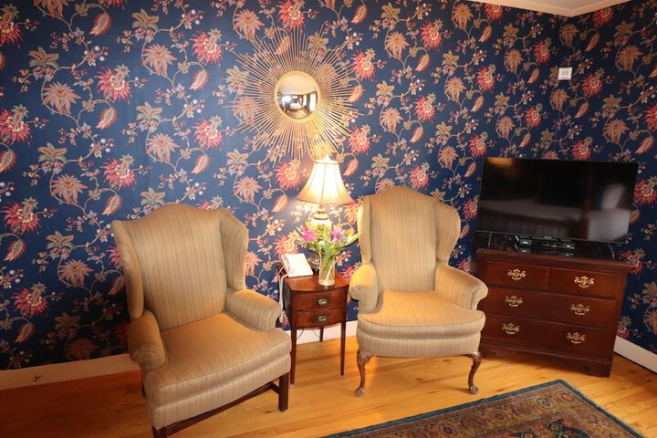 Room 15 of 144