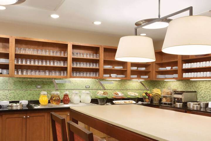 Breakfast/Coffee Service 23 of 24