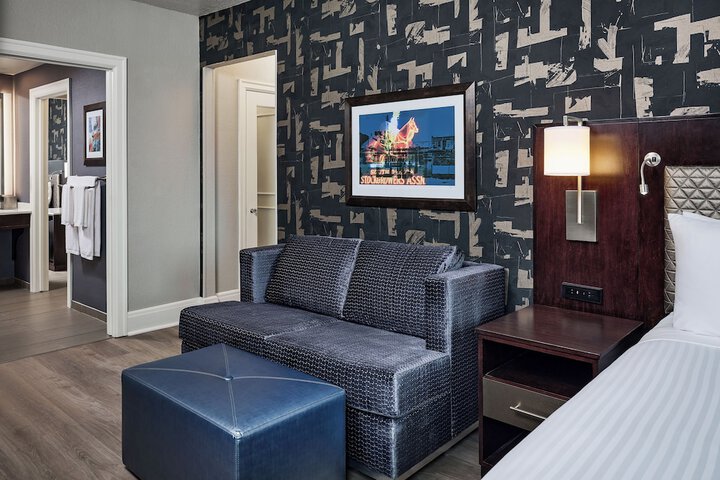 Hotel Alex Johnson Rapid City Curio Collection by Hilton