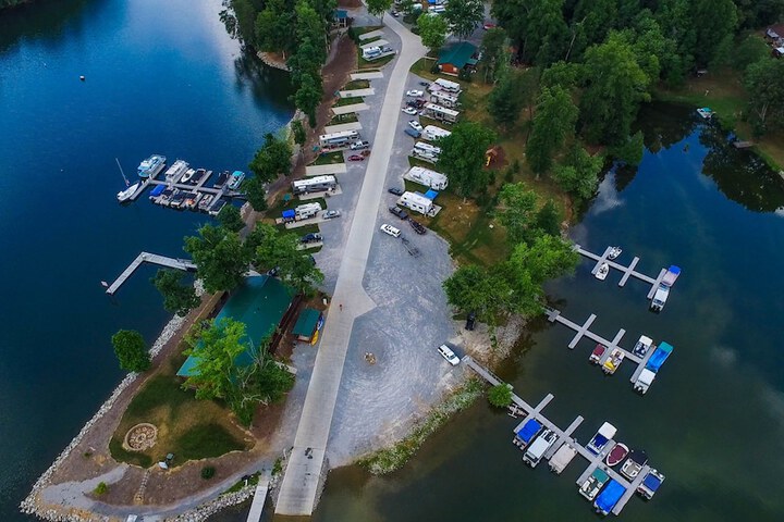 Blue Water Resort