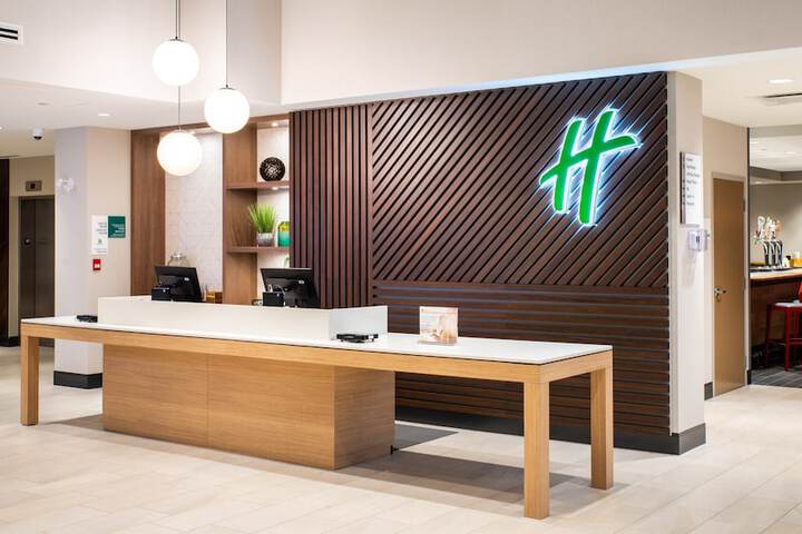 Hotel 9 of 117