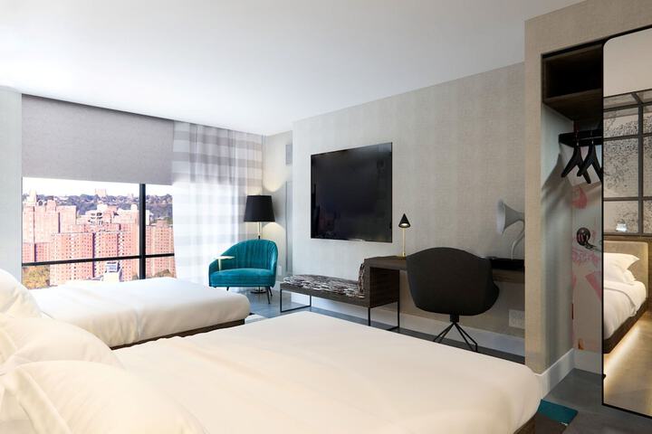 Room 10 of 42