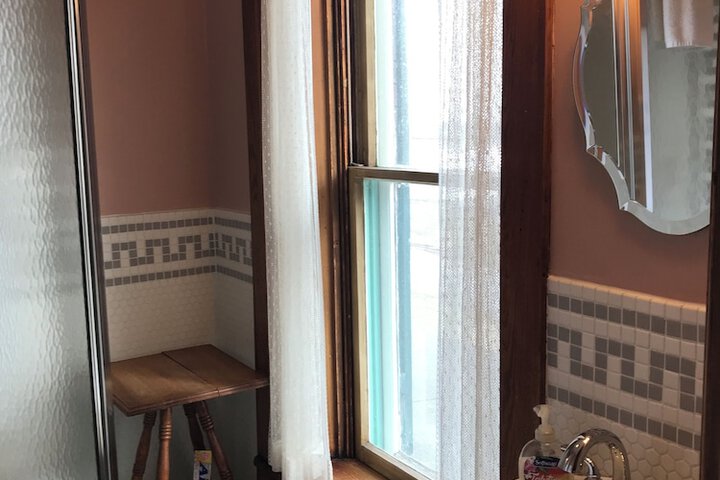 Room 55 of 83