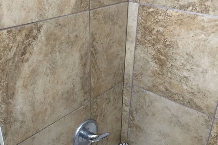 Room 16 of 23