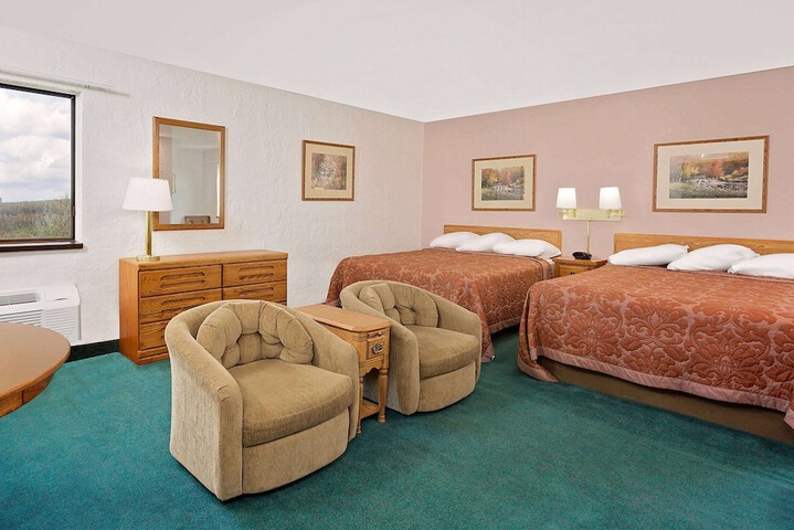 Room 39 of 41