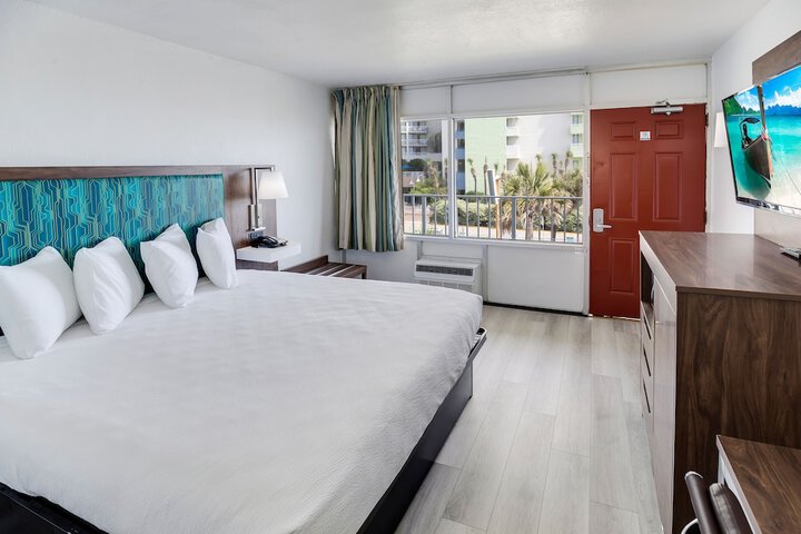 Room 34 of 52