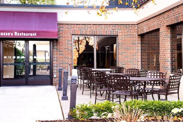 Holiday Inn Hotel & Suites Warren by IHG