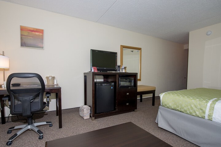 Room 14 of 34