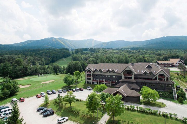 Killington Mountain Lodge Tapestry Collection by Hilton