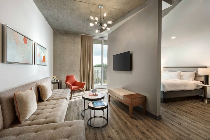 Room 41 of 59