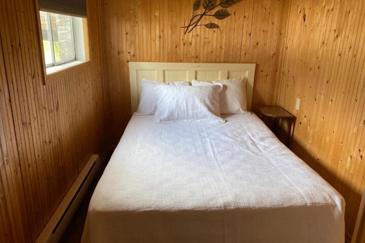 Merland Park Cottages and Motel