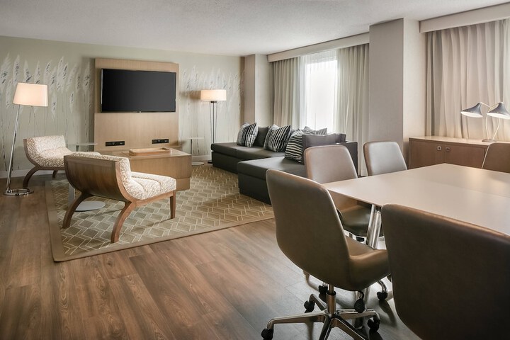 Room 14 of 53