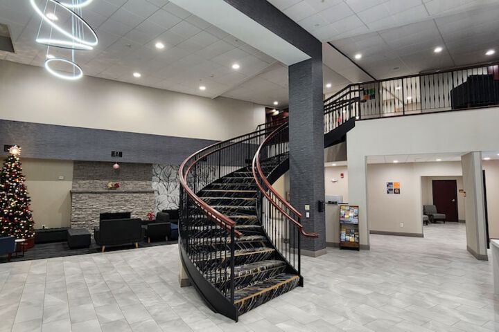 La Quinta Inn & Suites by Wyndham Lake George