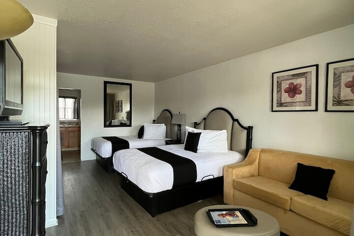 Room 135 of 170