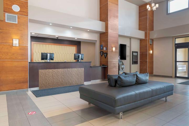 Hotel Interior 11 of 40