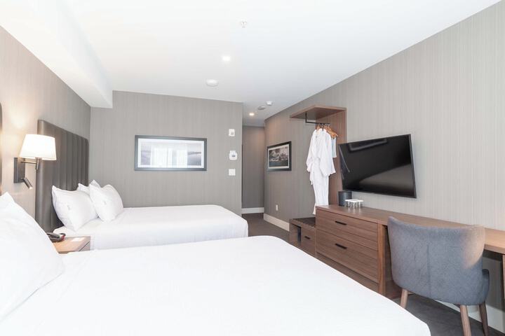 Room 50 of 67