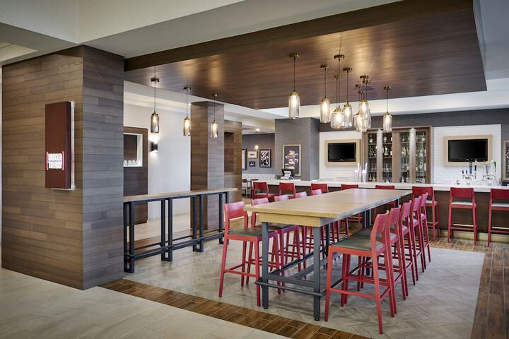 Holiday Inn Hotel & Suites Oakville at Bronte by IHG
