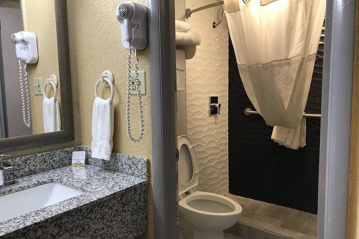 Room 71 of 110