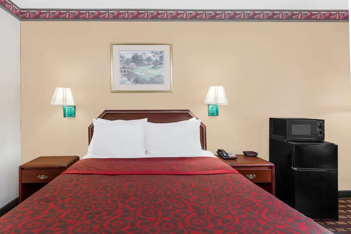 Room 22 of 24