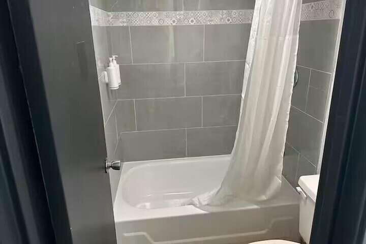 Room 20 of 35
