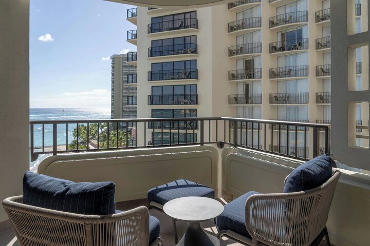 Moana Surfrider a Westin Resort & Spa, Waikiki Beach