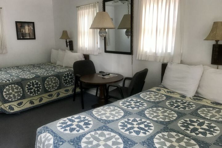 Chalet Motel