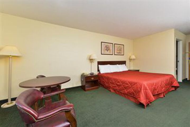 Americas Best Value Inn Warren