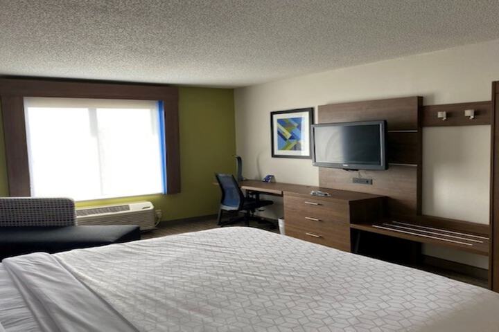 HOLIDAY INN EXPRESS & SUITES REIDSVILLE by IHG