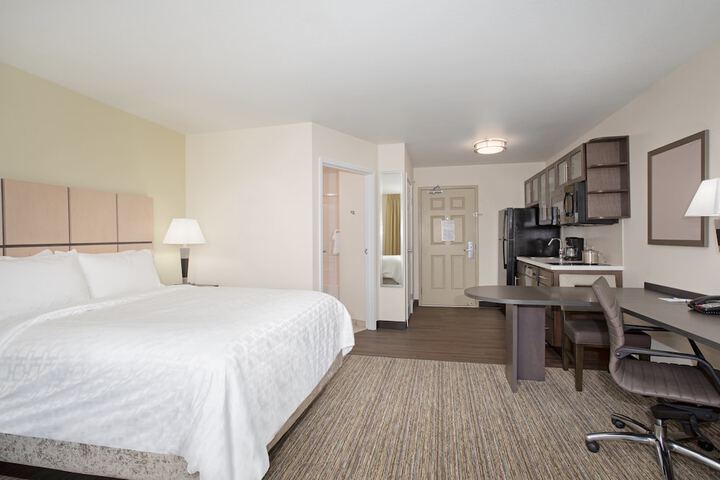 Room 14 of 29