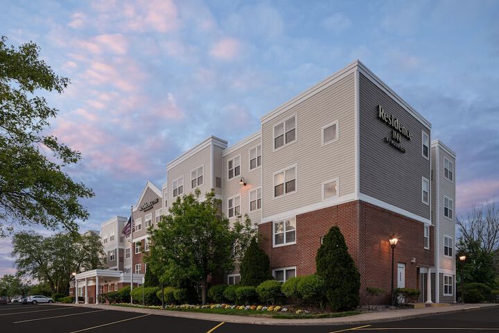 Hotel 2 of 35